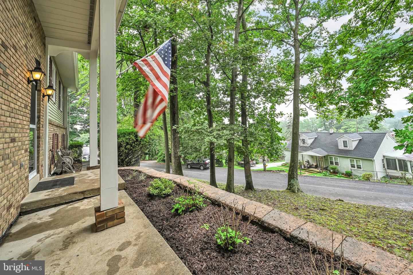 404 Hill Cir Property Photo 3