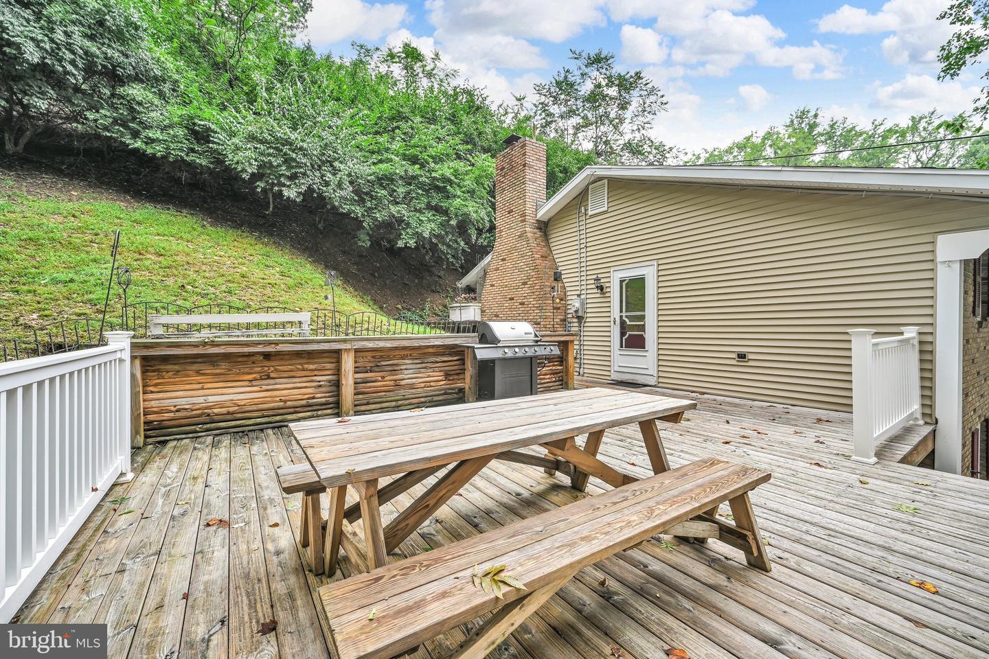 404 Hill Cir Property Photo 25