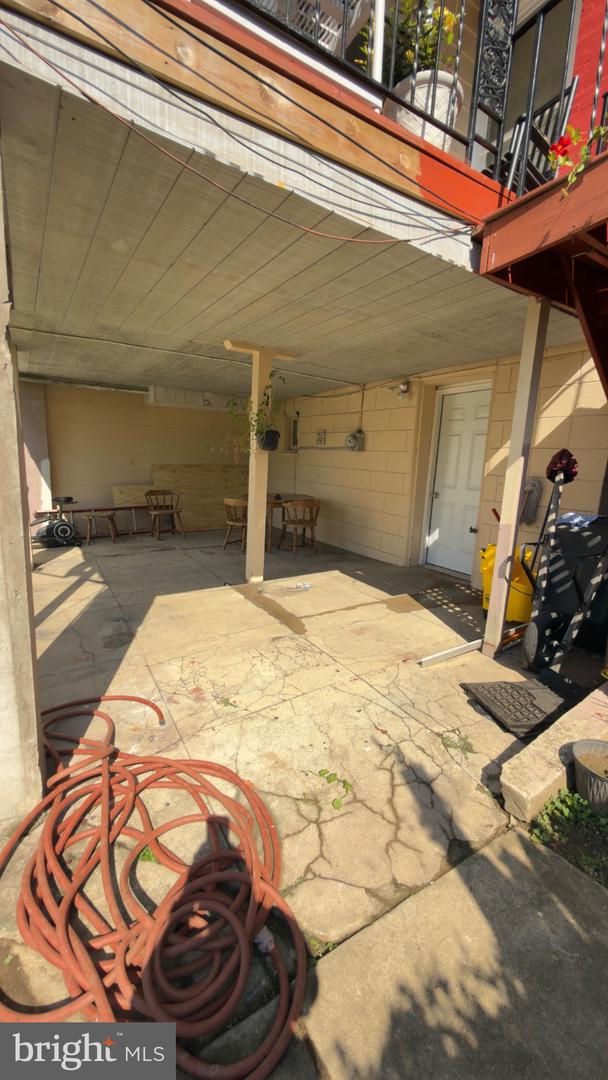 1742 Mineral Spring Rd Property Photo 7