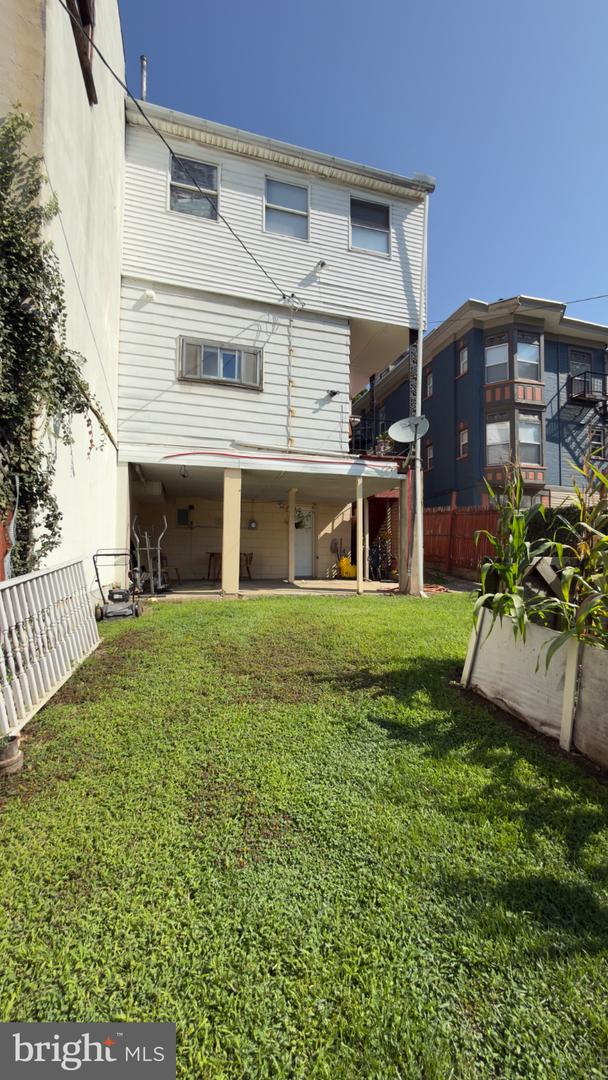1742 Mineral Spring Rd Property Photo 11