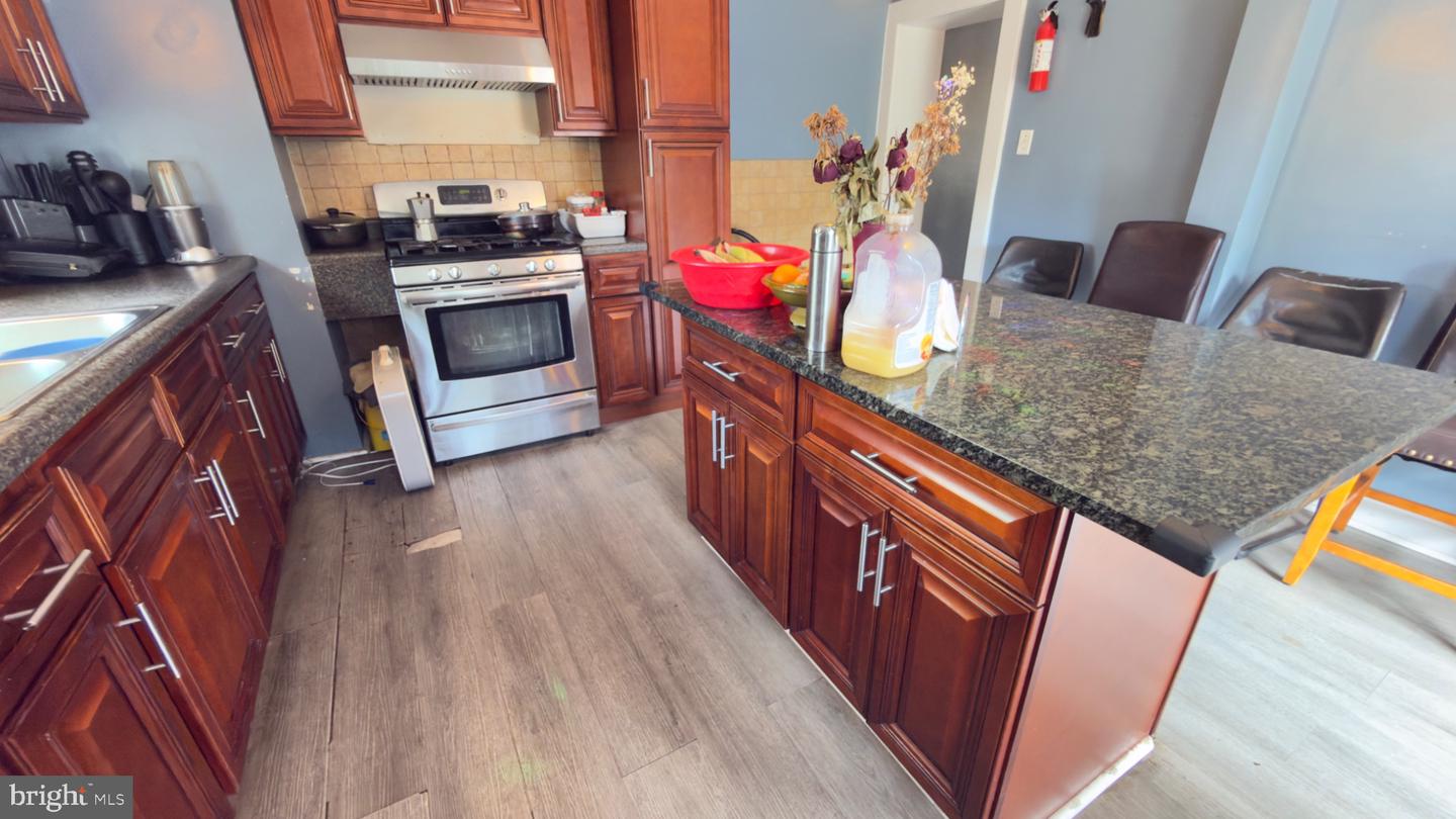 1742 Mineral Spring Rd Property Photo 30