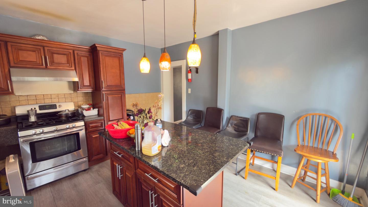 1742 Mineral Spring Rd Property Photo 31