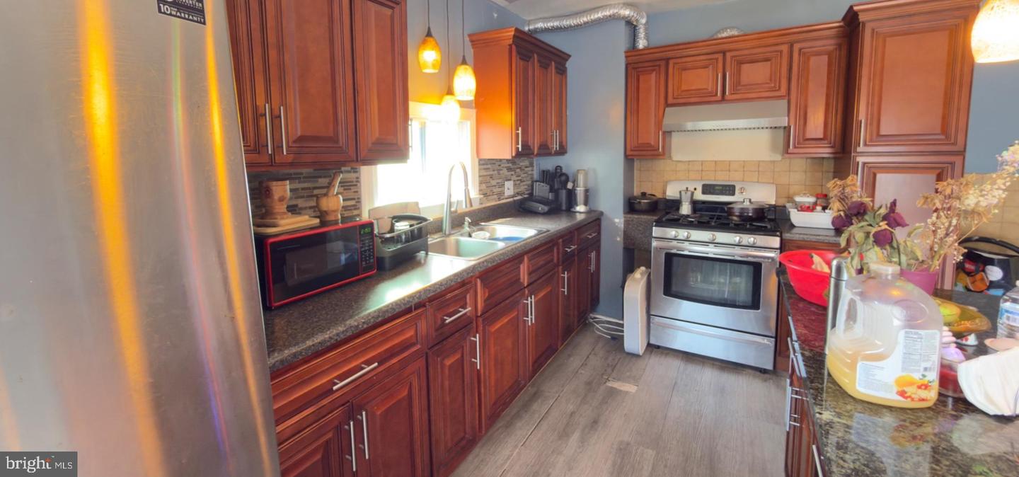 1742 Mineral Spring Rd Property Photo 32