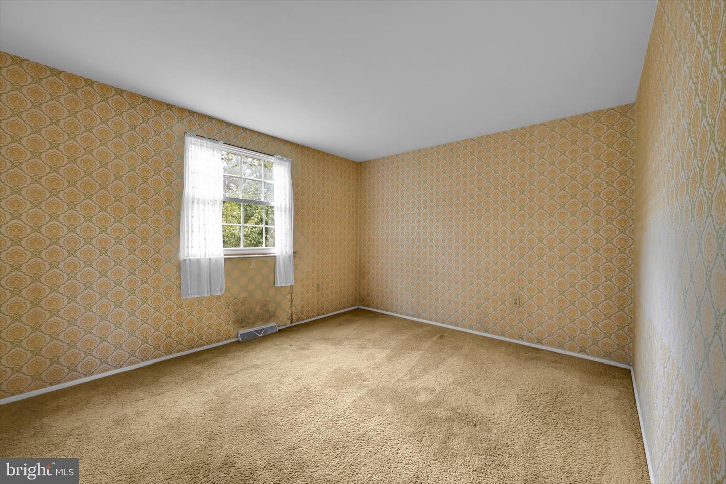 15 Elm St Property Photo 21