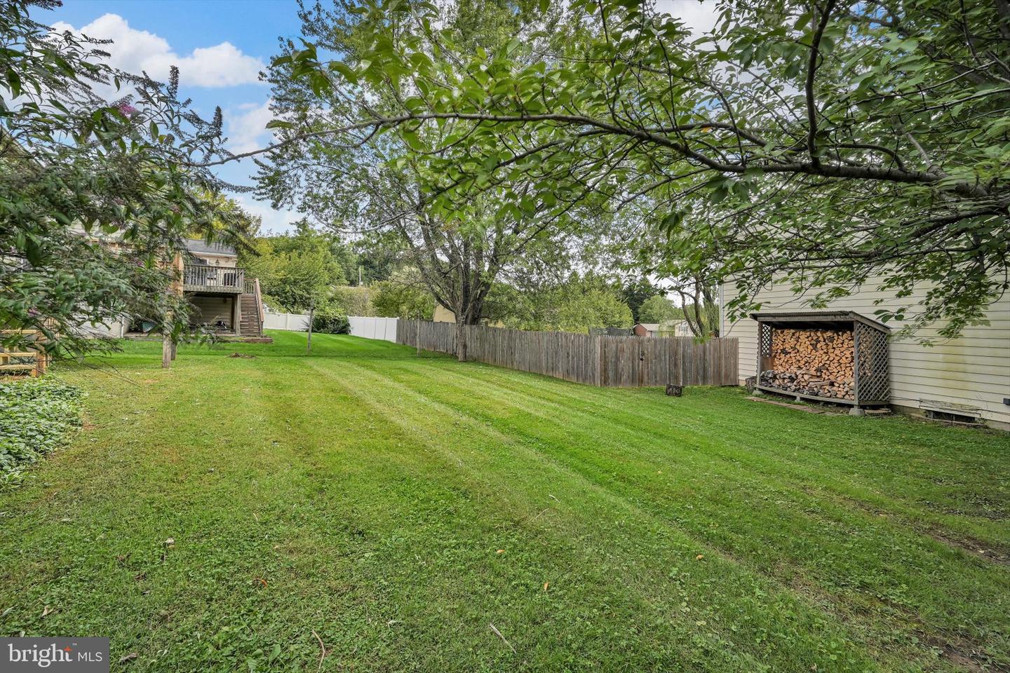 15 Elm St Property Photo 29