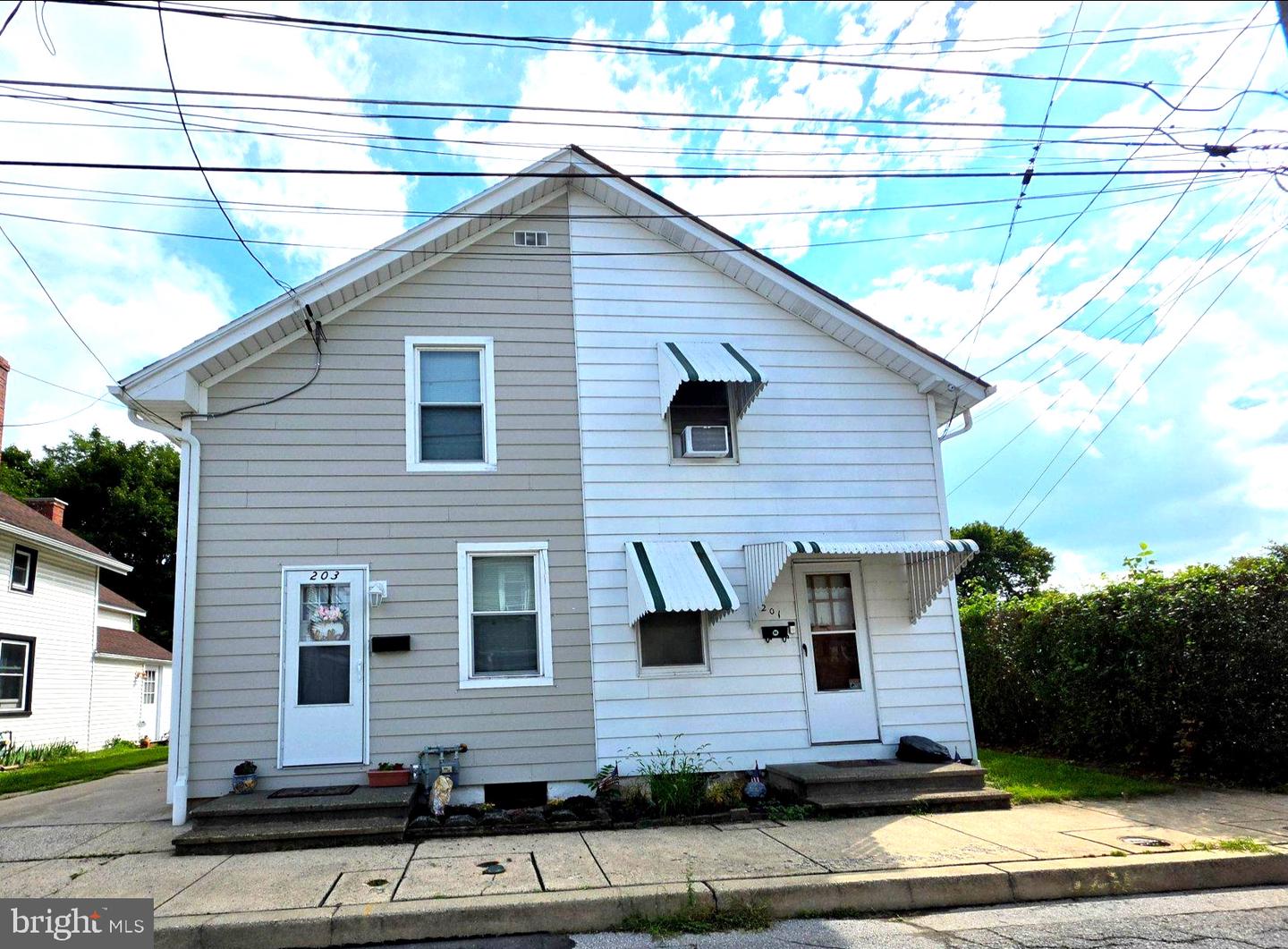 203 Cinder St Property Photo 1