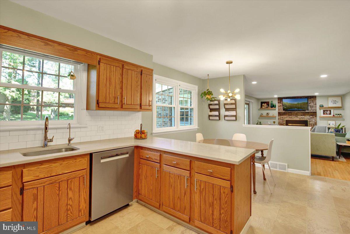 1616 Sherwood Rd Property Photo 11