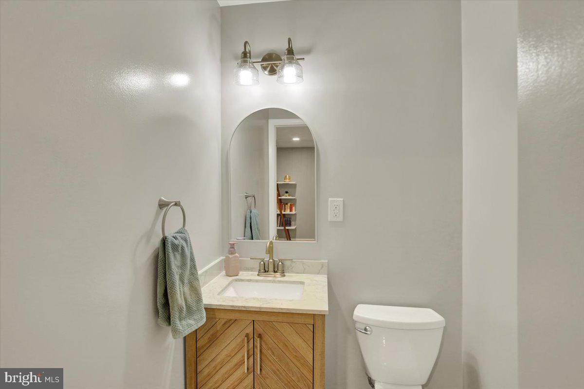 1616 Sherwood Rd Property Photo 20