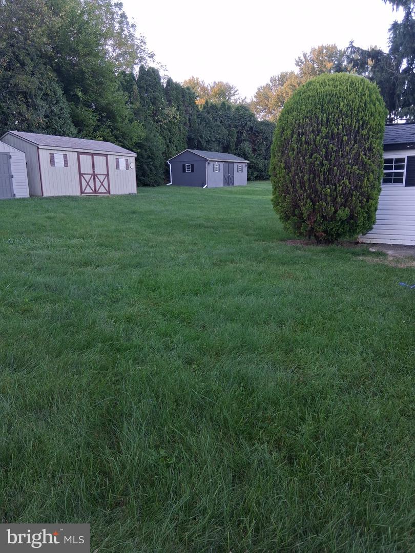 168 Butternut Court Property Photo 32