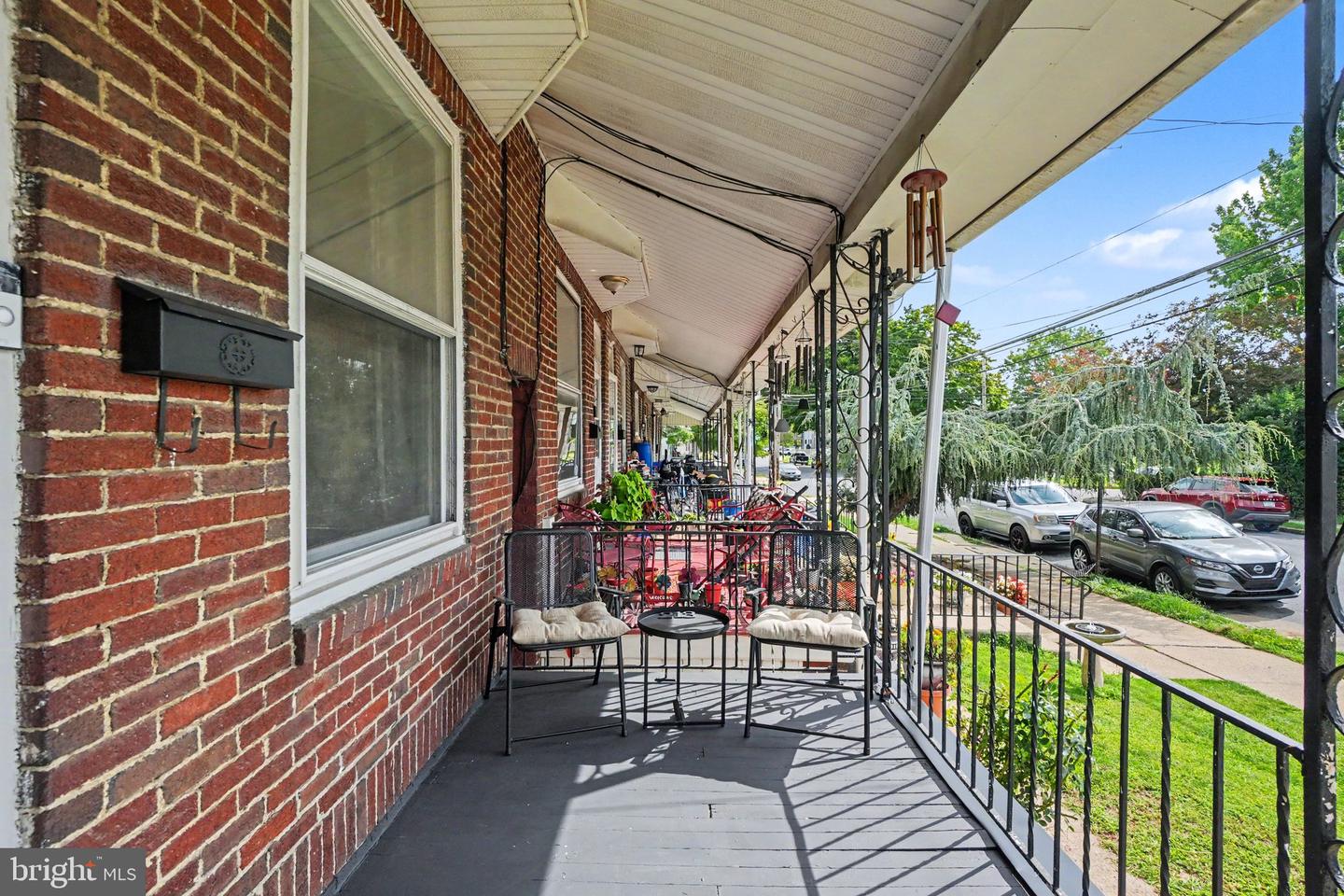 213 Upland Ave Property Photo 4