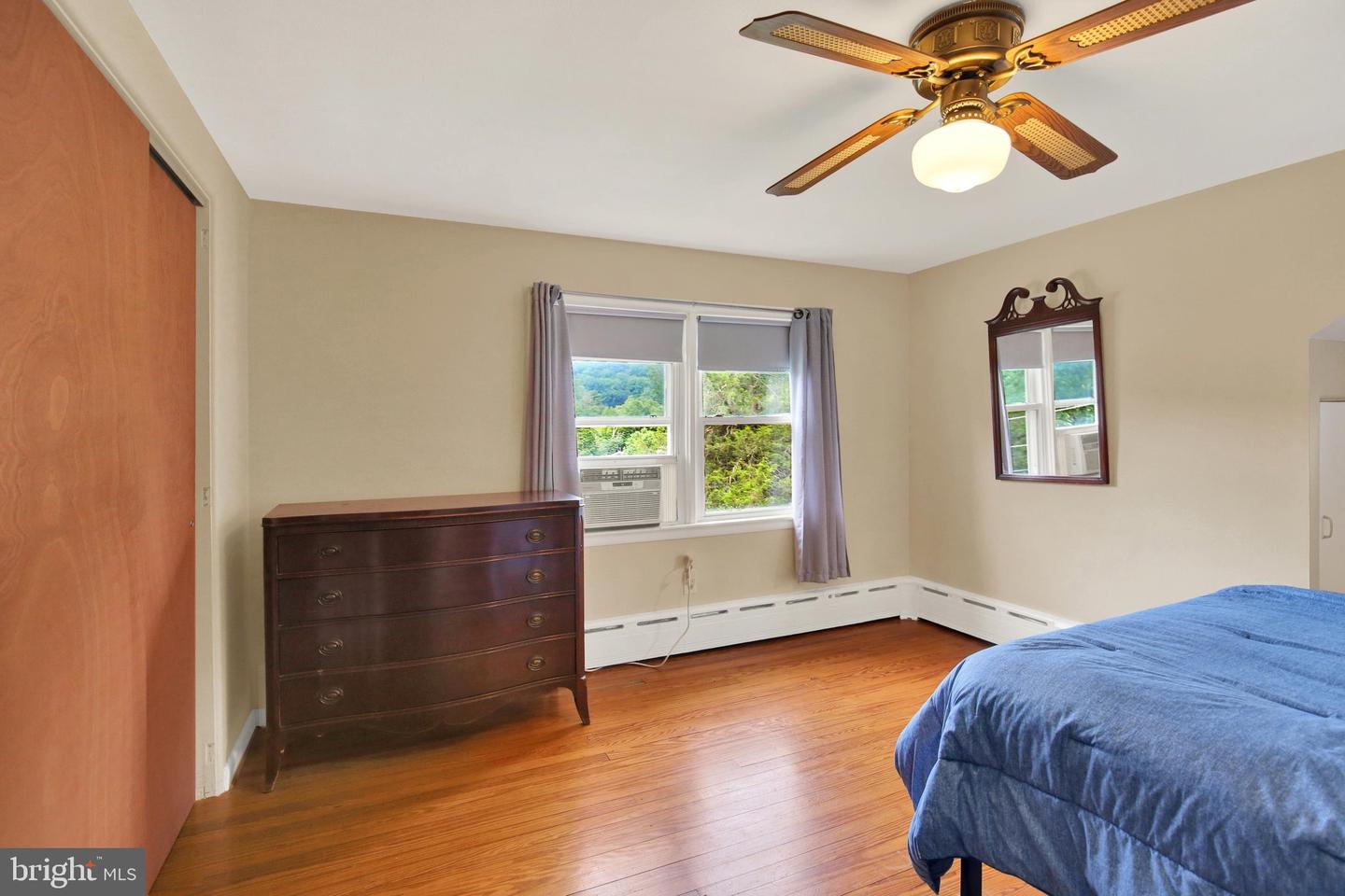 1301 Butter Ln Property Photo 10