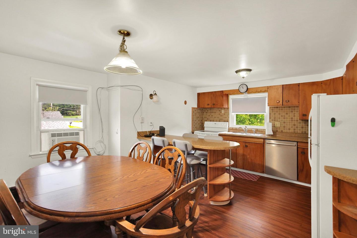 1301 Butter Ln Property Photo 13