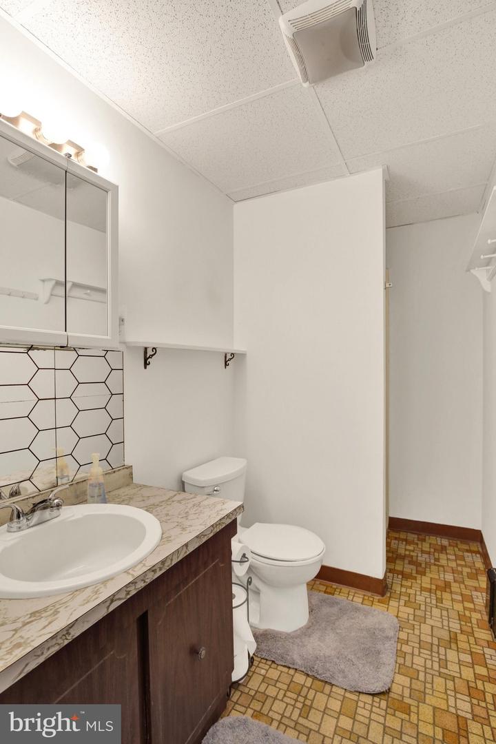 1301 Butter Ln Property Photo 35