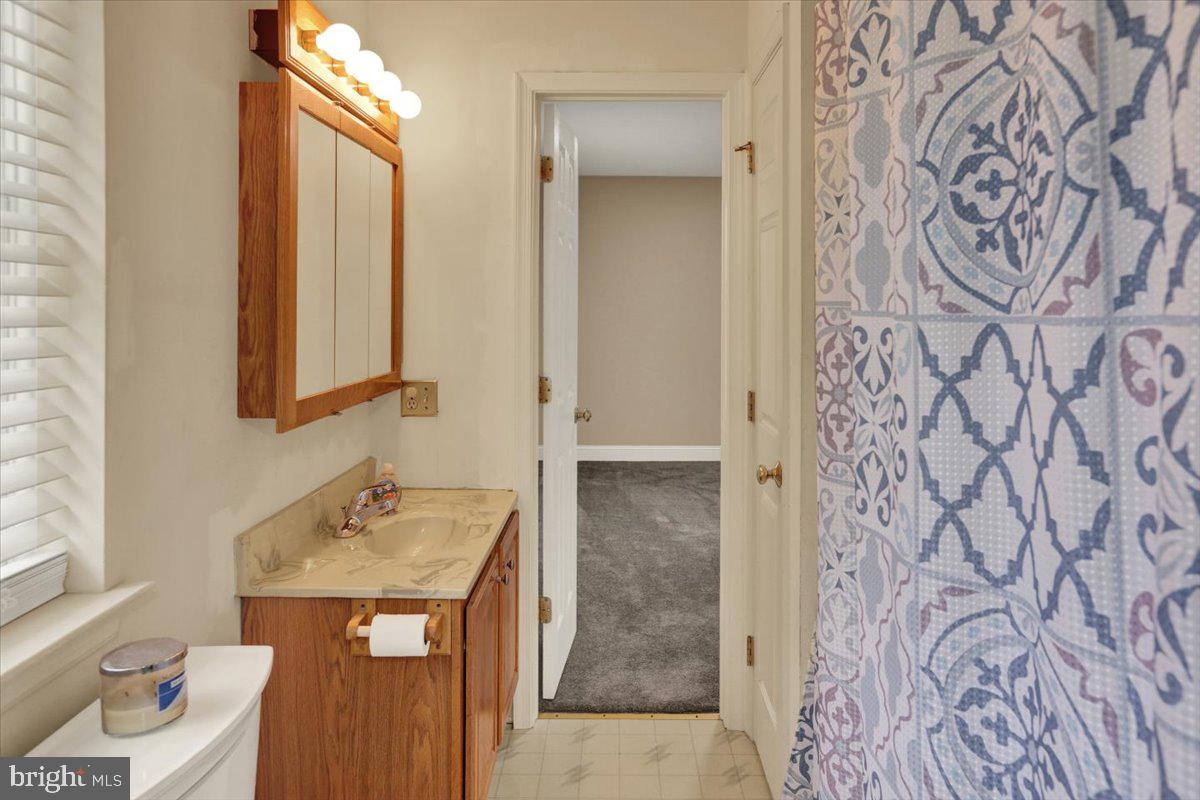 632 Leininger Ave Property Photo 5