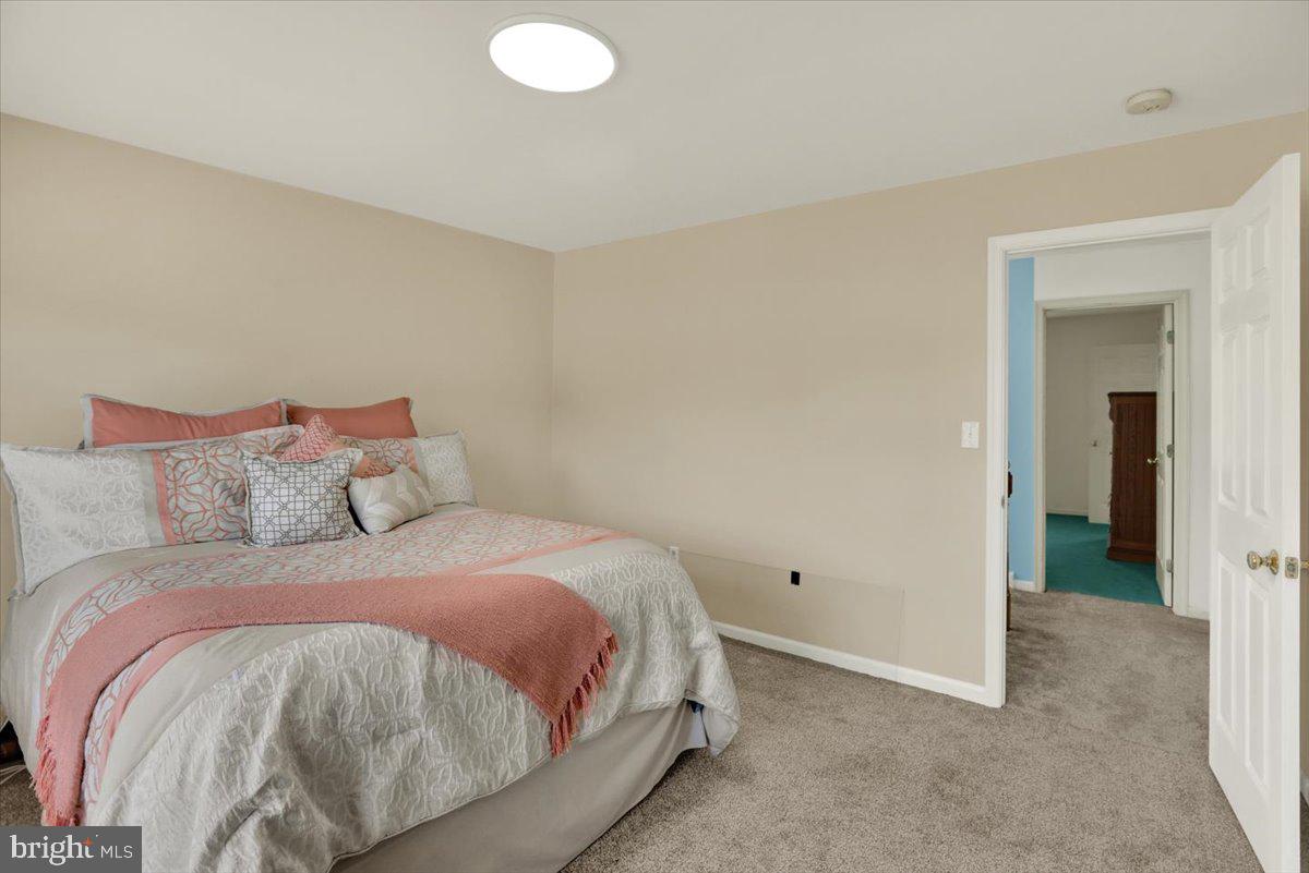 632 Leininger Ave Property Photo 11