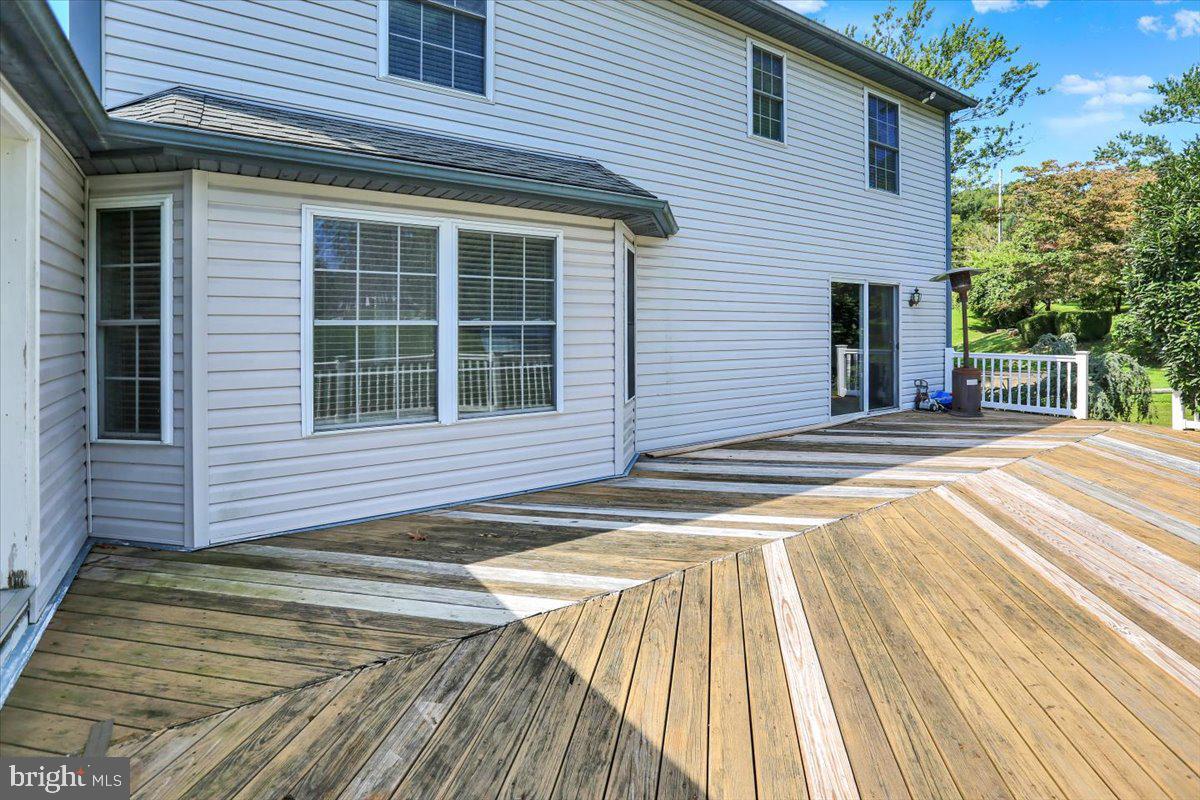632 Leininger Ave Property Photo 14
