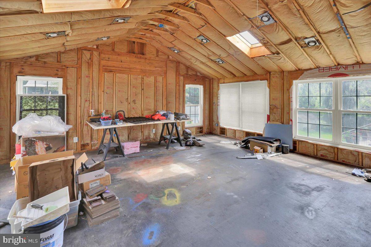 632 Leininger Ave Property Photo 22