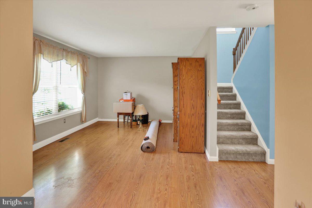 632 Leininger Ave Property Photo 24