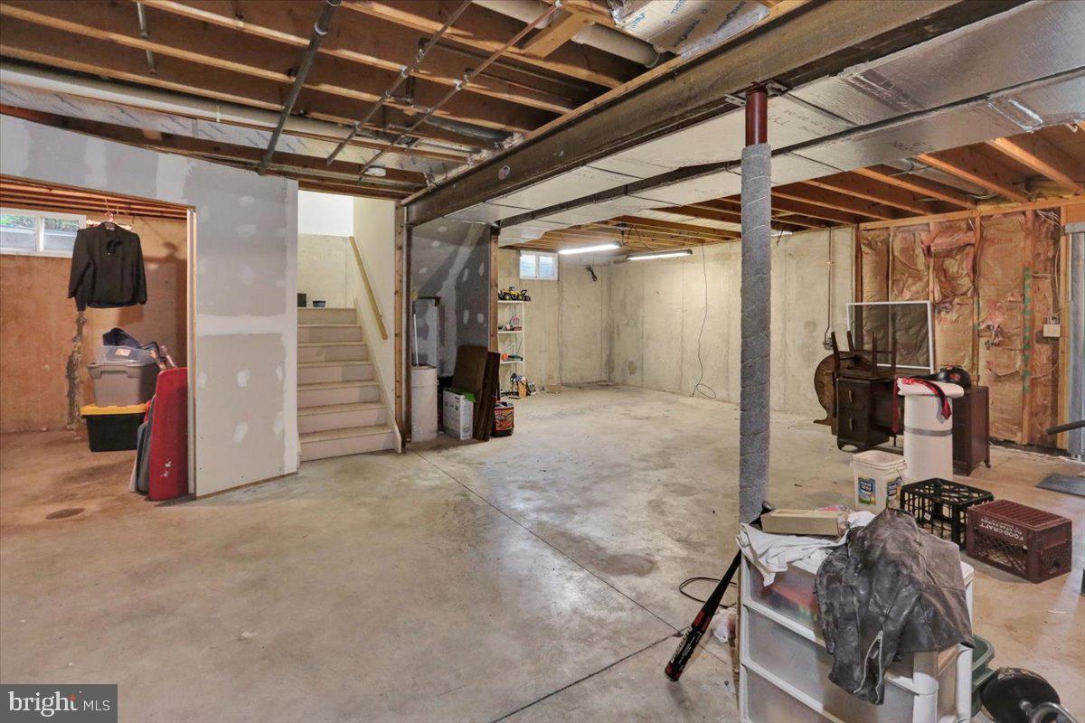 632 Leininger Ave Property Photo 29