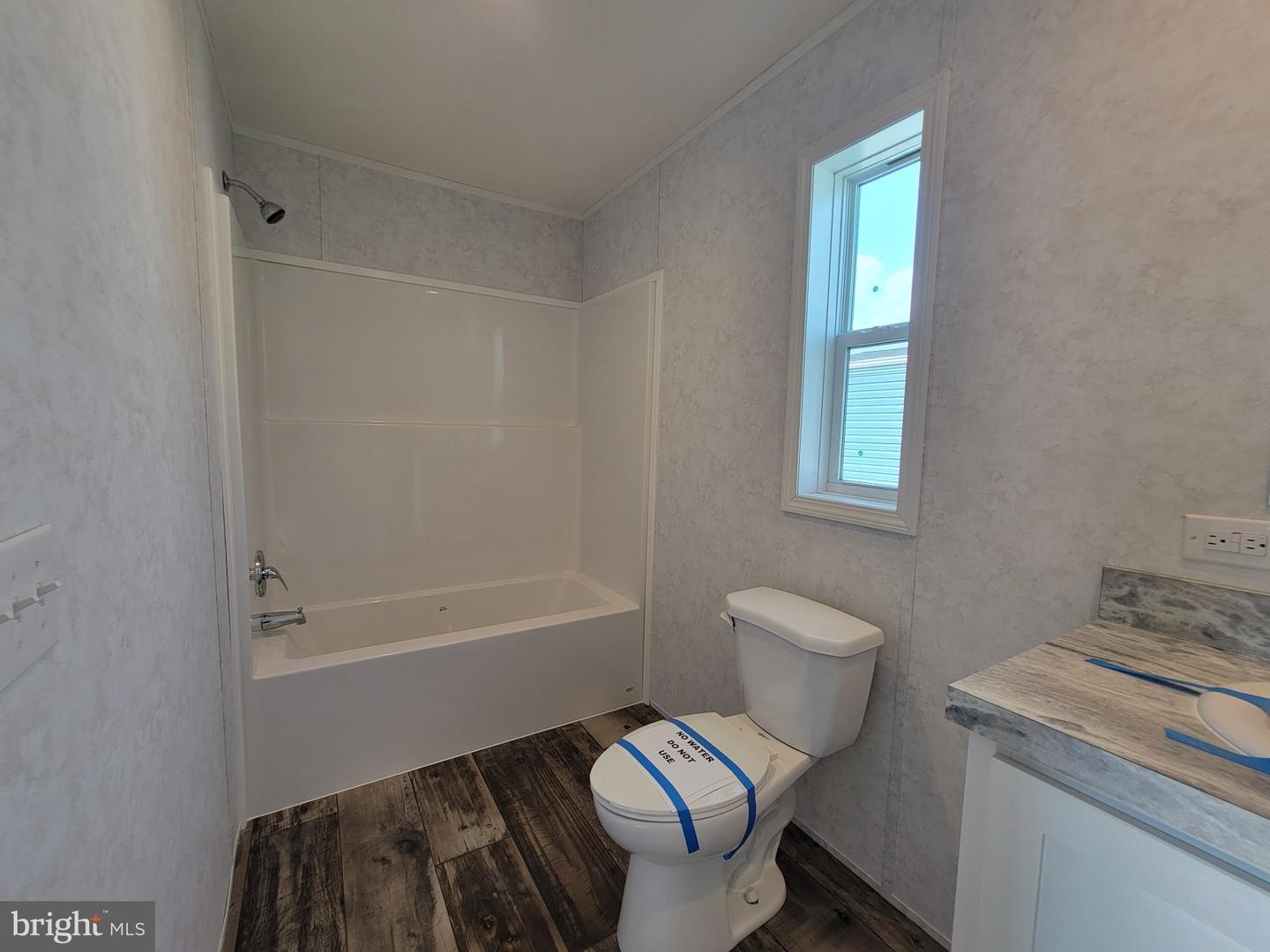 25 Joseph Ave Property Photo 15