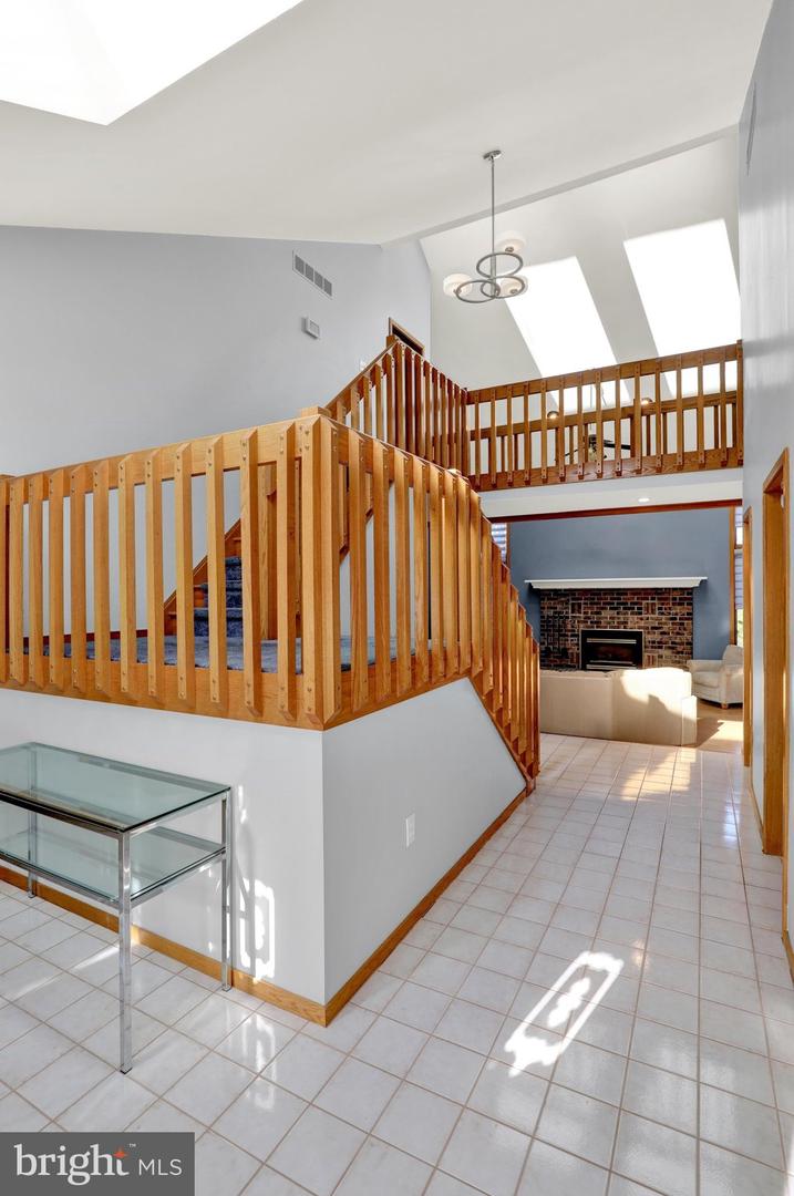 20 Scotland Dr #20 Property Photo 12