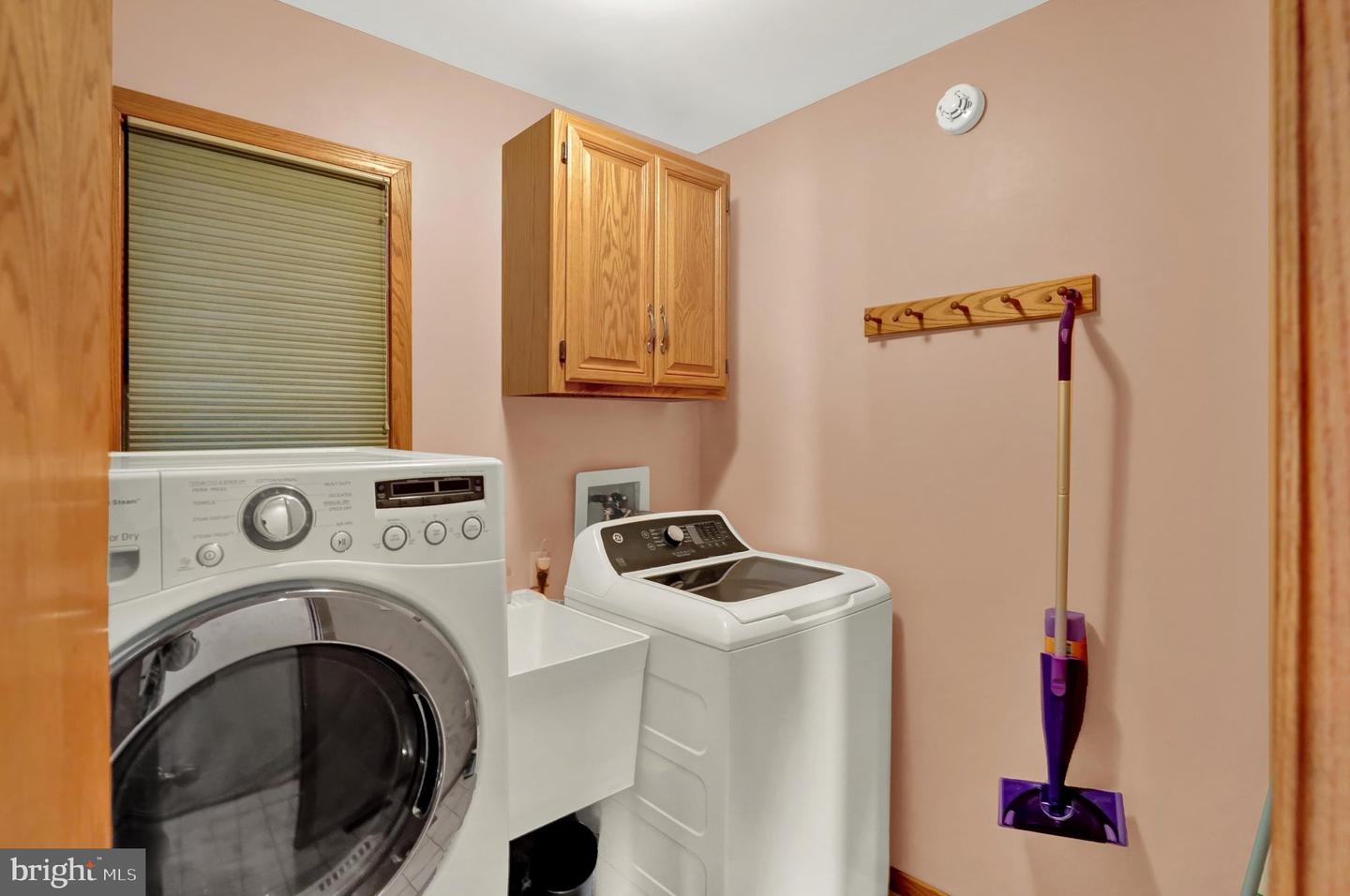 20 Scotland Dr #20 Property Photo 16