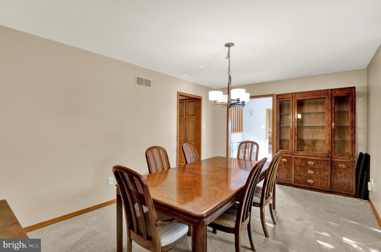 20 Scotland Dr #20 Property Photo 31