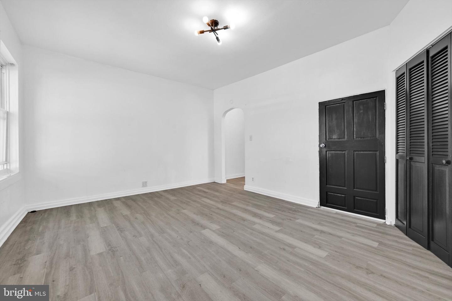 412 Spruce St Property Photo 9
