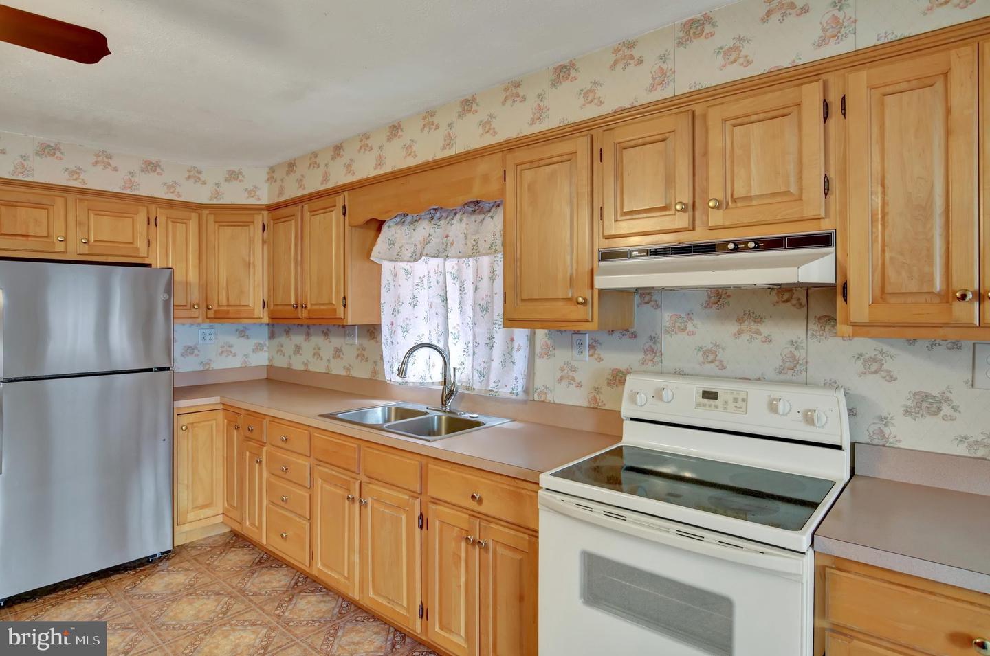 1445 Church Property Photo 7