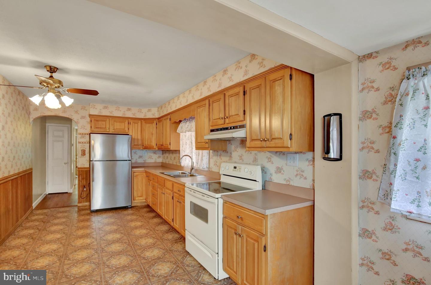 1445 Church Property Photo 8