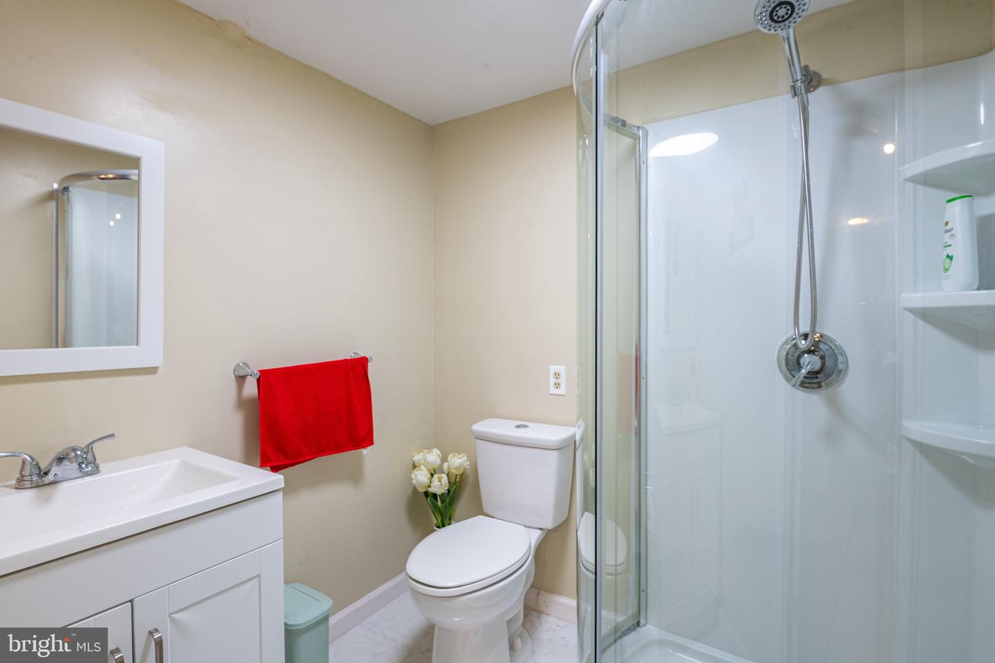 109 Gerald Ave Property Photo 17