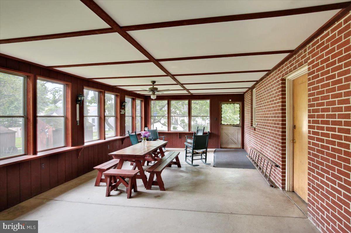 5306 E Lorane Rd Property Photo 10