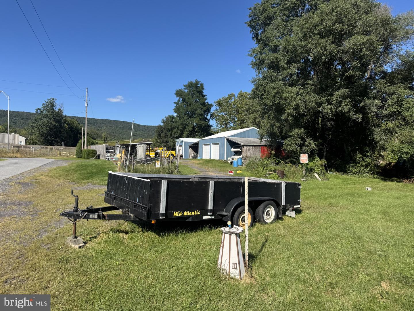 419 Moss Aly Property Photo 6