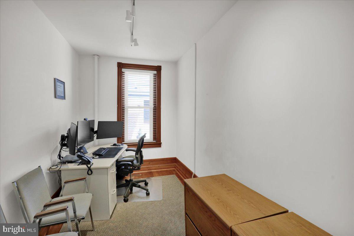 301 W Lancaster Ave Property Photo 15