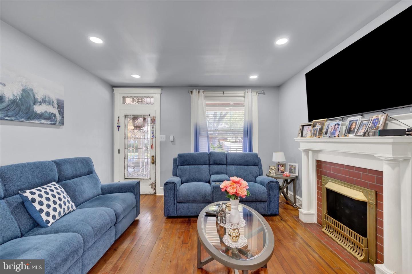 1514 Locust St Property Photo 4