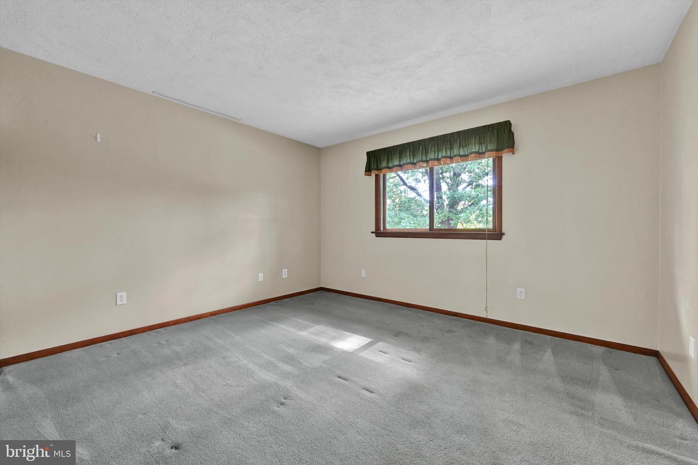 79 Hill Rd Property Photo 12