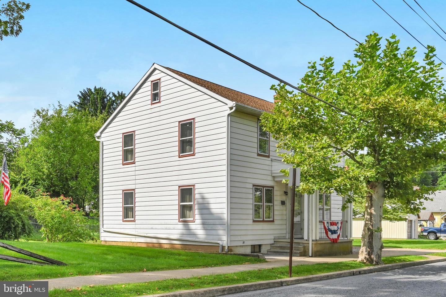 20 S Water St Property Photo 1