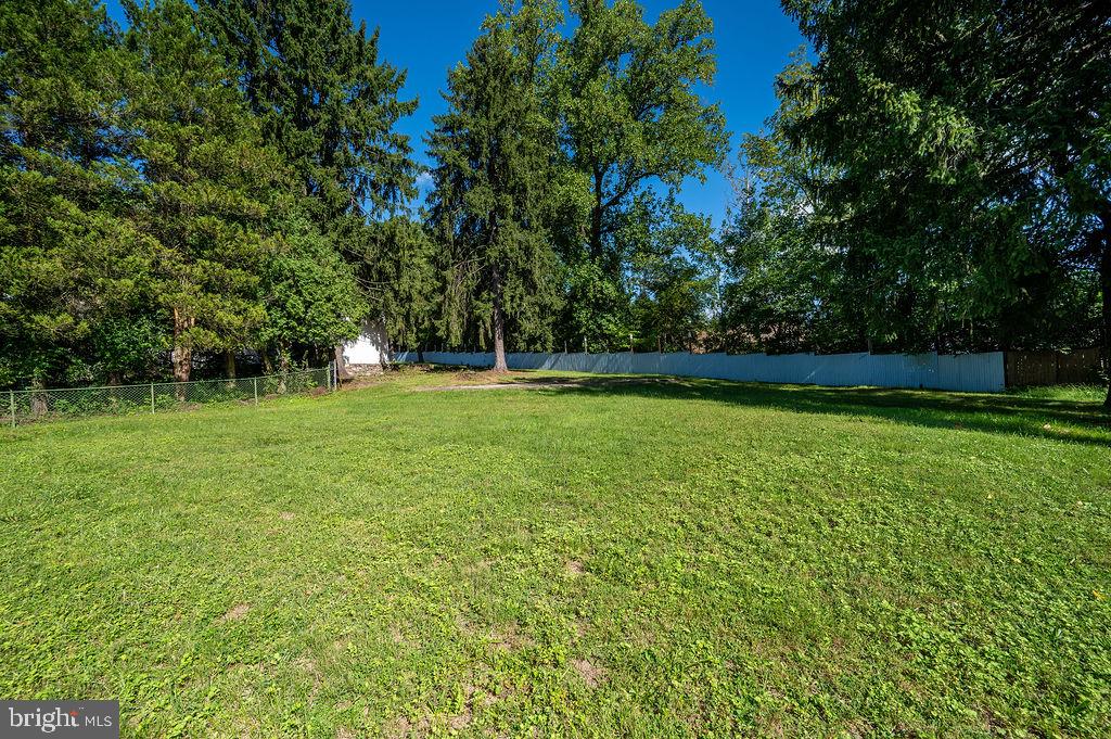 900 Morgantown Rd Property Photo 42