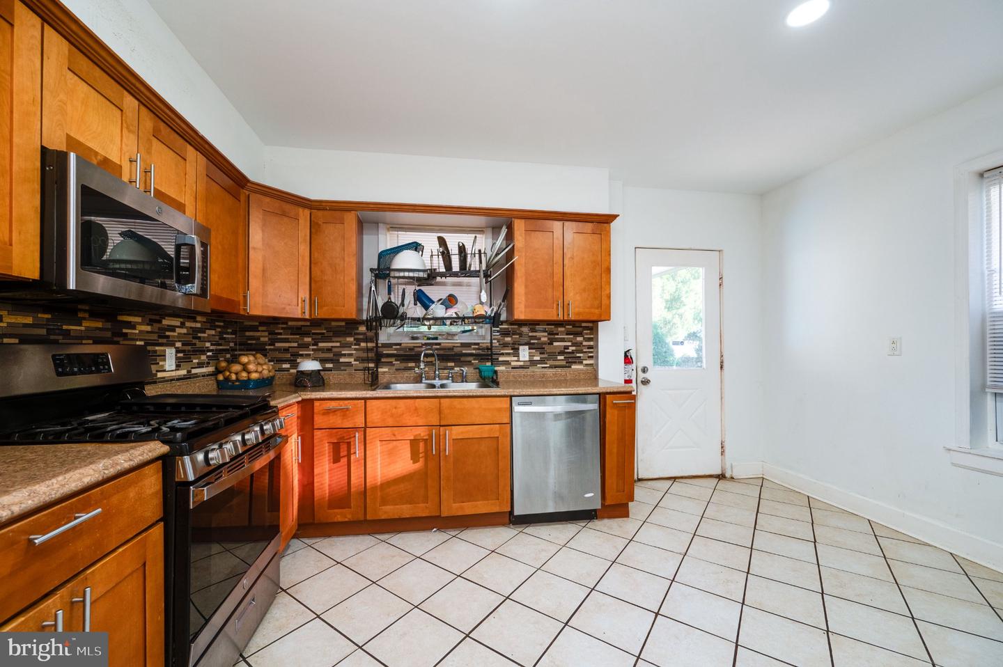 700 Alton Ave Property Photo 12