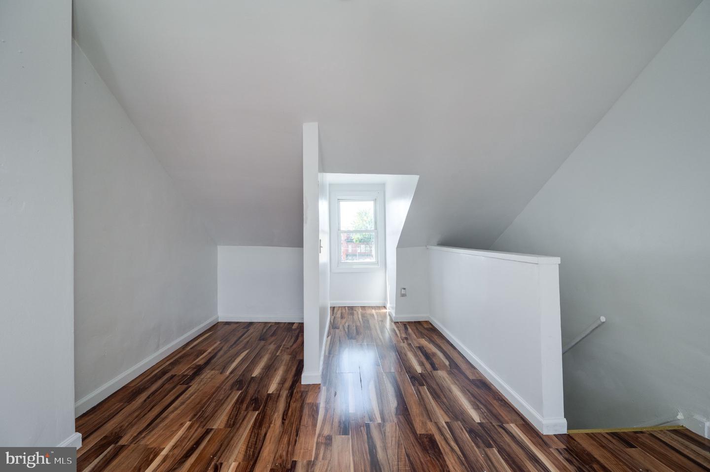 414 Rosenthal St Property Photo 18