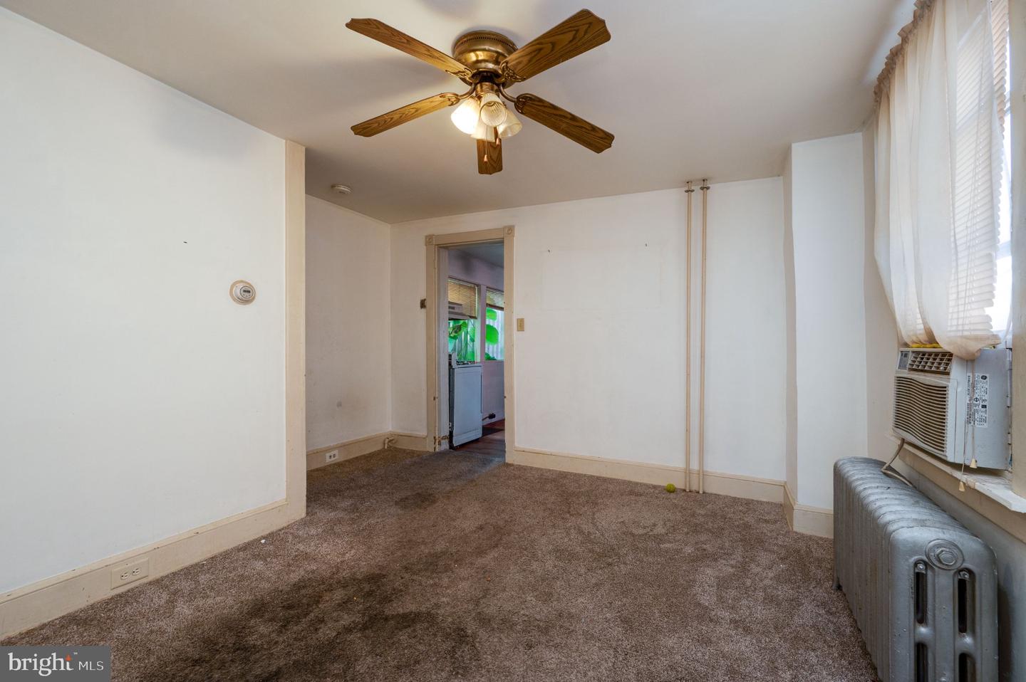 438 Morgantown Rd Property Photo 12
