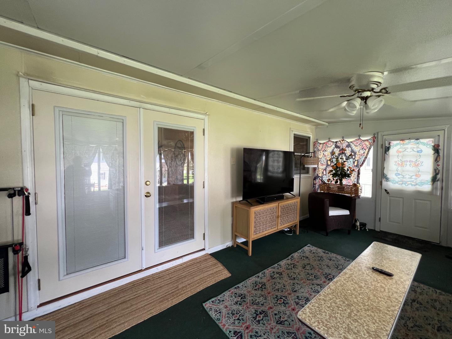 418 Good Ave Property Photo 8