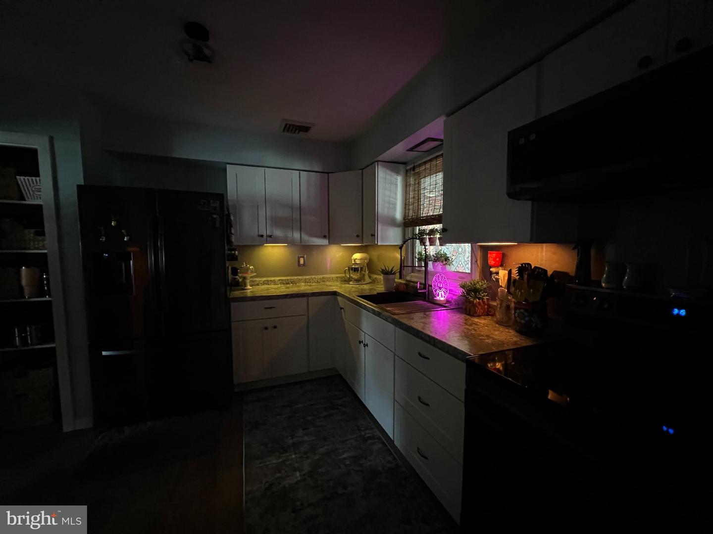 418 Good Ave Property Photo 34