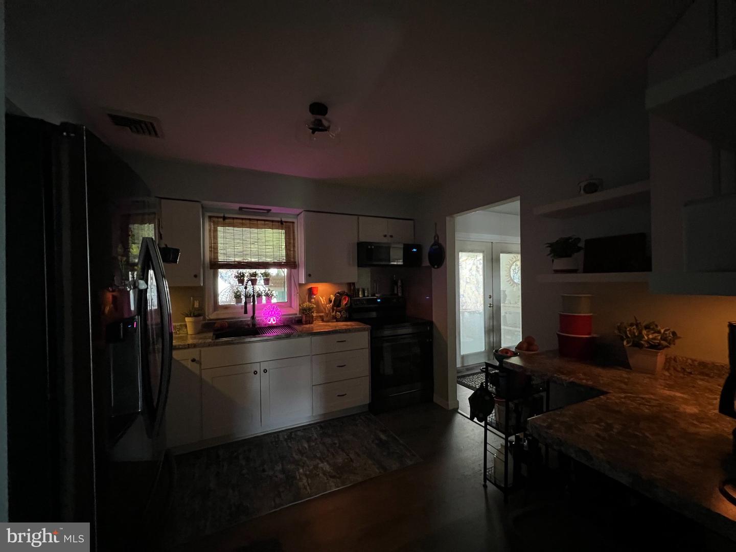 418 Good Ave Property Photo 35