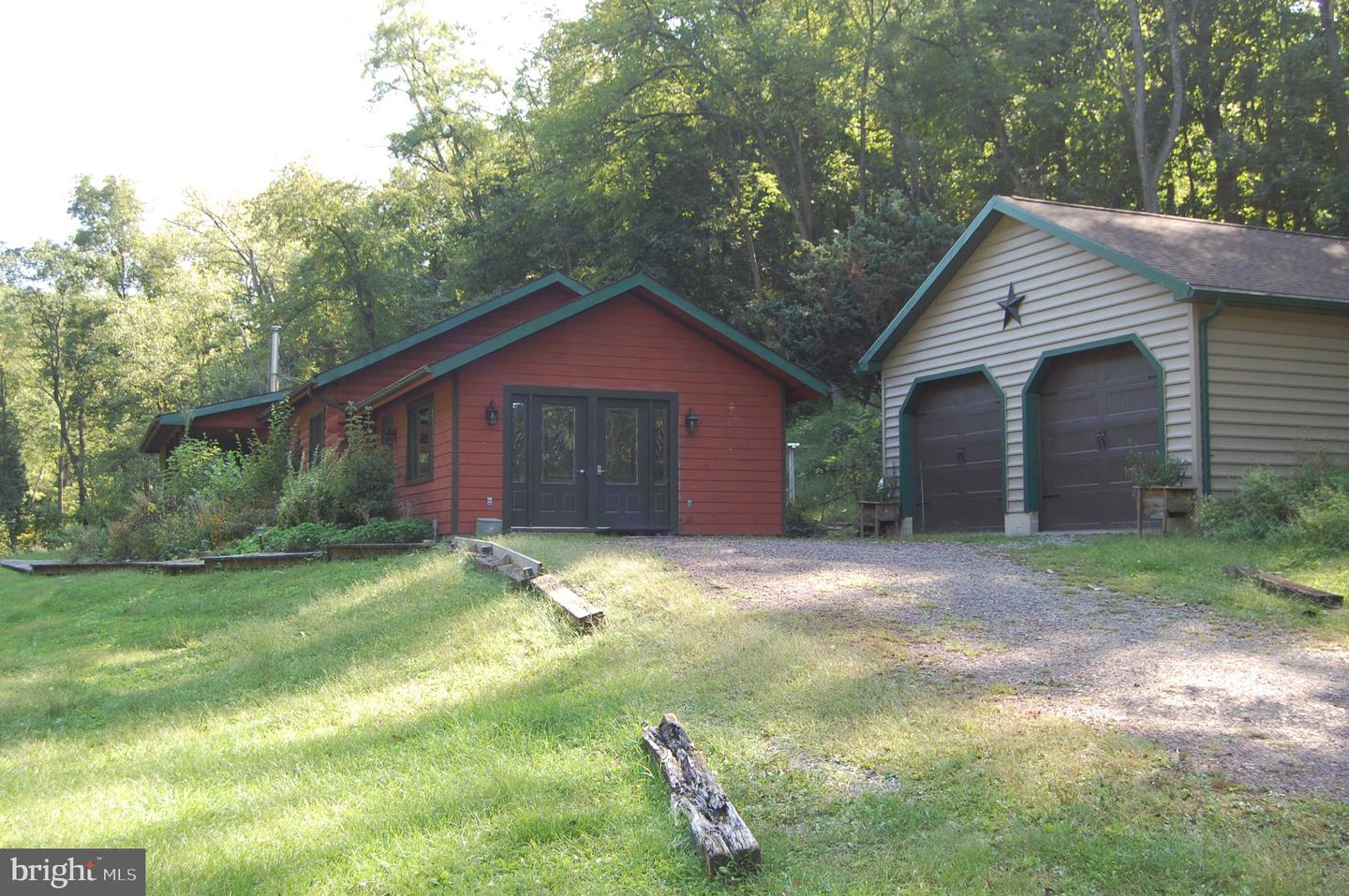 20 Hidden Hill Ln Property Photo 7
