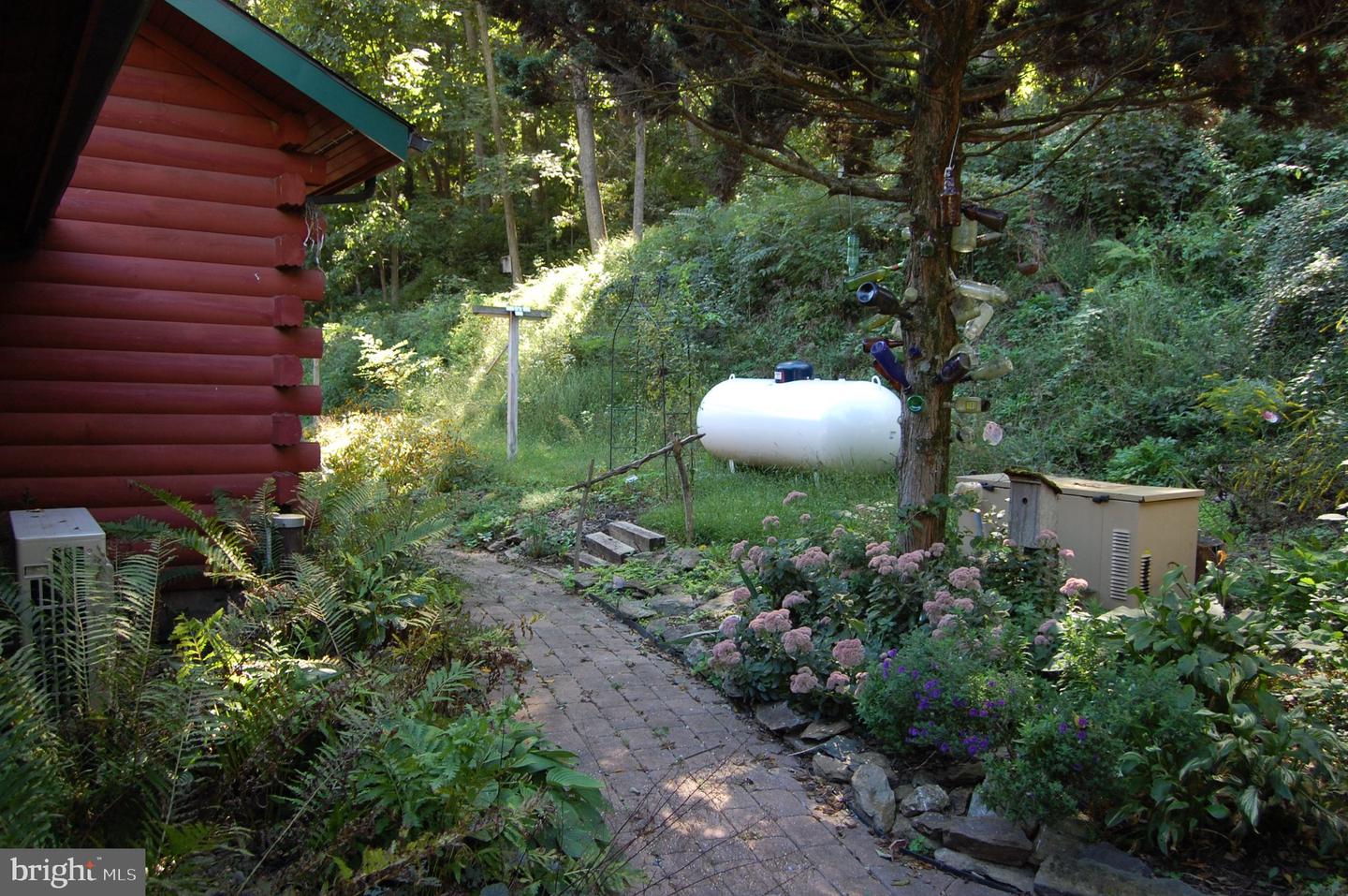 20 Hidden Hill Ln Property Photo 18