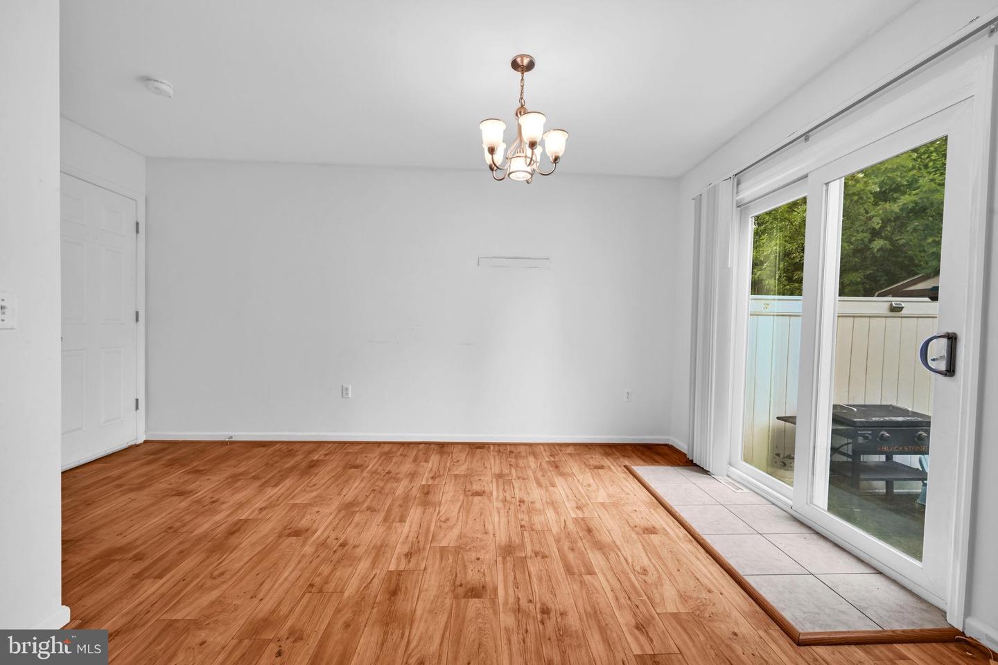 12 Broadwinge Cir Property Photo 10