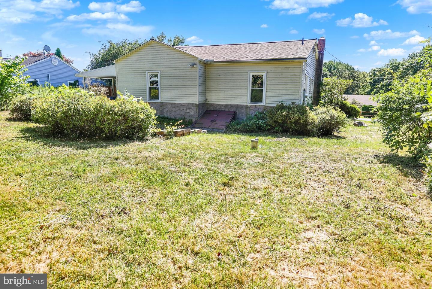44 Alsace Ave Property Photo 4