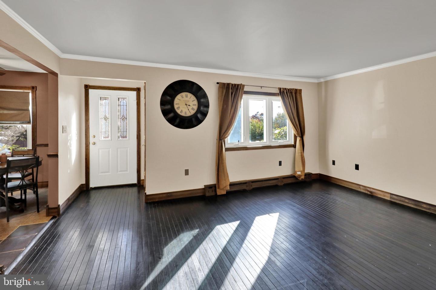 44 Alsace Ave Property Photo 18