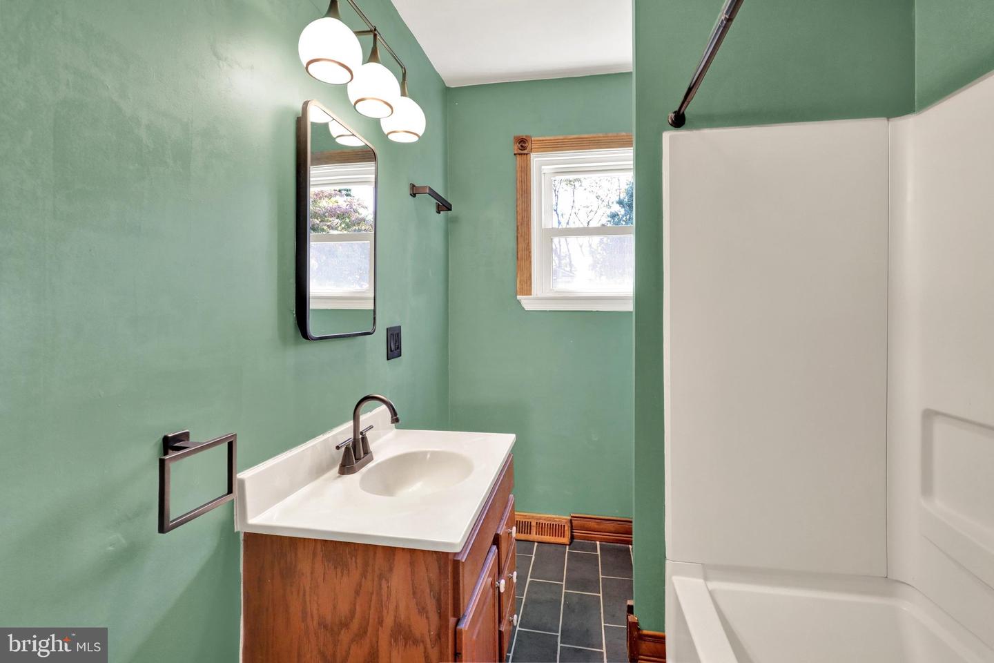 44 Alsace Ave Property Photo 22